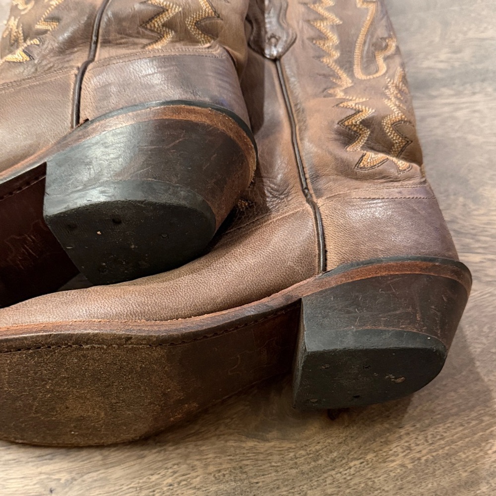 Old Wear Classic Brown Leather Cowboy Boots - Picture 5 of 5